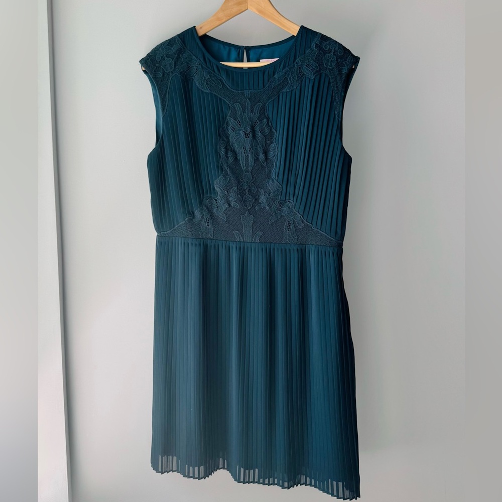 Saskiah pleat skirt dress | Ted Baker